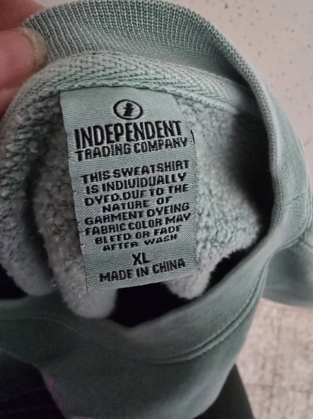Ali Wong Independent Trading Company Sweatshirt - Picture 7 of 8